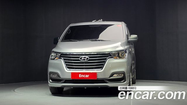 Hyundai Starex Wagon 11-Seater Smart — пробег 145 750 км — фото 3 из 5