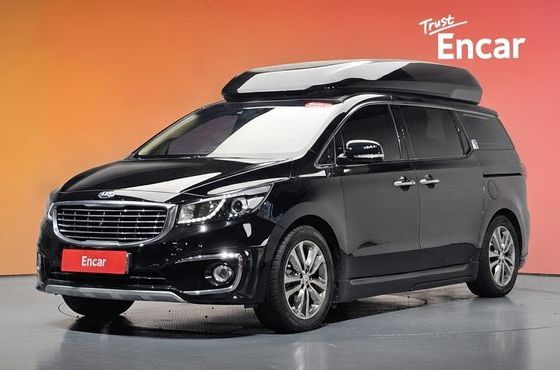 Kia Carnival 9-seater Hi-Limousine Noblesse — пробег 90 117 км — фото 1 из 5