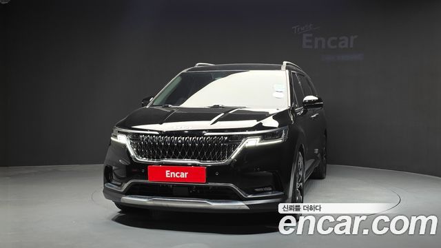 Kia Carnival Diesel 7-Seater Signature — пробег 10 928 км — фото 3 из 5