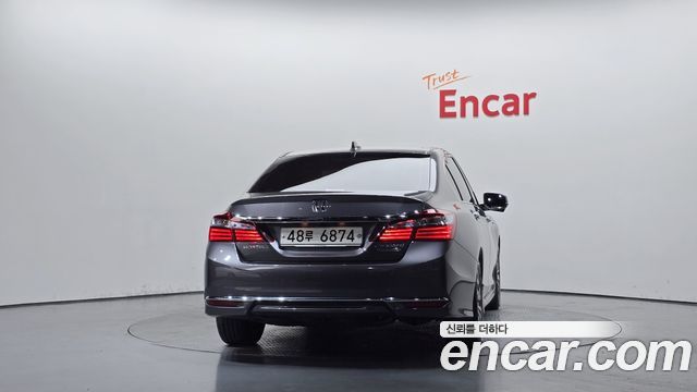 Honda Accord 2.0 Hybrid 9th — пробег 157 654 км — фото 4 из 5