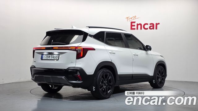 Kia Seltos из Кореи Encar