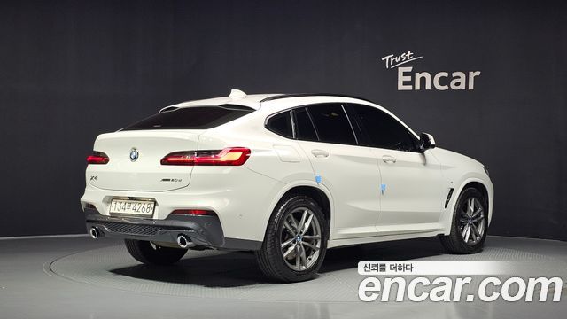 BMW X4 xDrive20d M Sport — пробег 95 898 км — фото 2 из 5