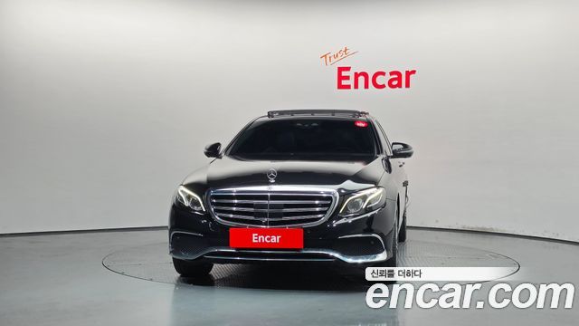 Mercedes-Benz E-Class из Кореи Encar