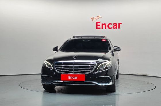 Mercedes-Benz E-Class E400 4MATIC Exclusive — пробег 125 984 км — фото 3 из 5