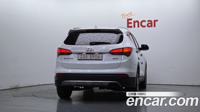 Hyundai Santafe Diesel(e-VGT) 2.0 2WD Premium — пробег 224 561 км — фото 4 из 5