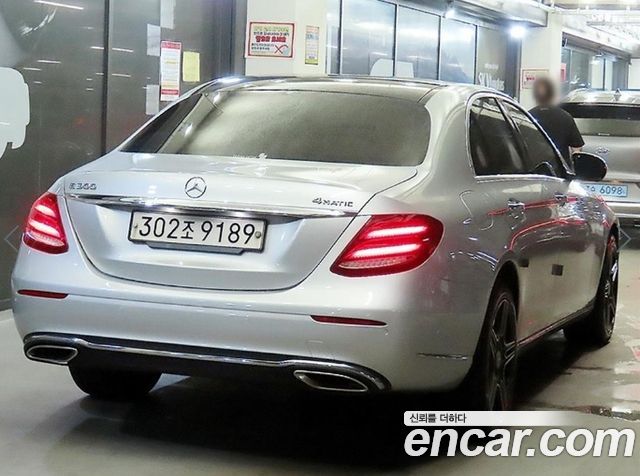 Mercedes-Benz E-Class E300 4MATIC Exclusive — пробег 167 803 км — фото 4 из 5