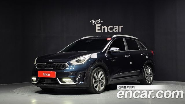Kia Niro Noblesse — пробег 121 647 км — фото 1 из 5