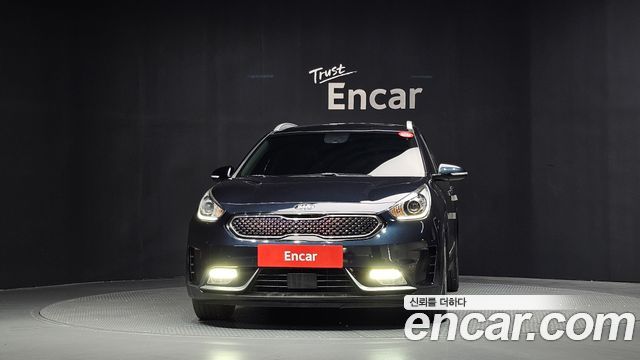 Kia Niro Noblesse — пробег 121 647 км — фото 3 из 5