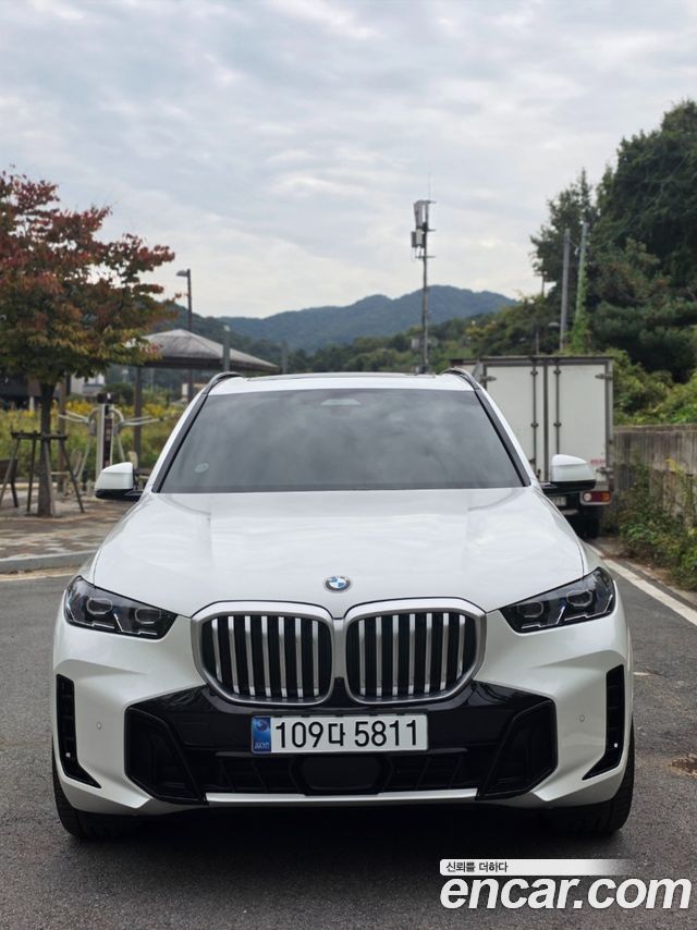 BMW X5 xDrive 30d M Sport — пробег 16 000 км — фото 1 из 5