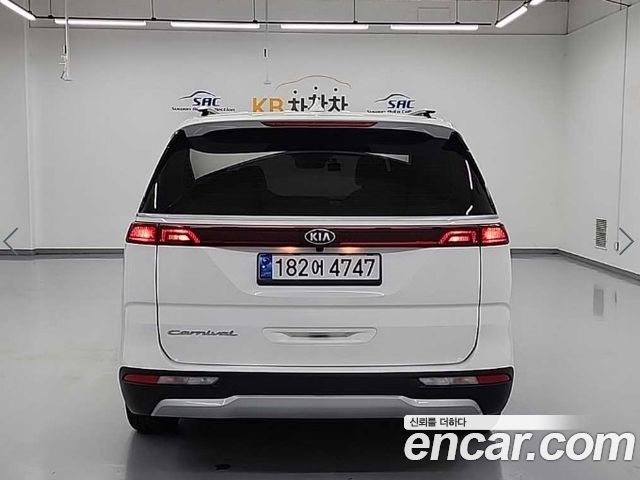 Kia Carnival Gasoline 9-Seater Prestige — пробег 162 776 км — фото 3 из 5