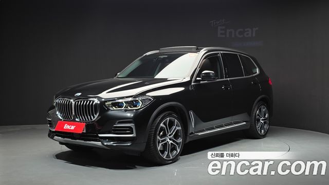 BMW X5 xDrive 40i xLine — пробег 77 670 км — фото 1 из 5