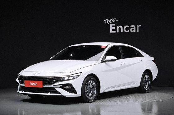 Hyundai AVANTE 1.6 Modern — пробег 15 718 км — фото 1 из 5