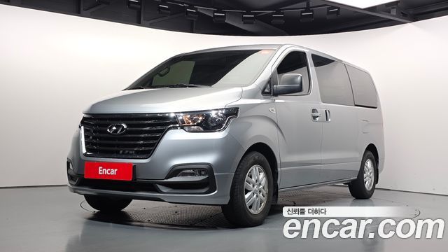 Hyundai Starex Van 3-Seater Smart — пробег 57 309 км — фото 1 из 5