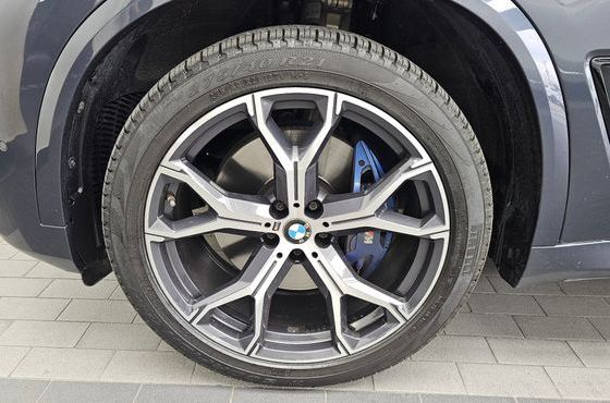BMW X5 xDrive 40i M Sport — пробег 106 951 км — фото 5 из 5