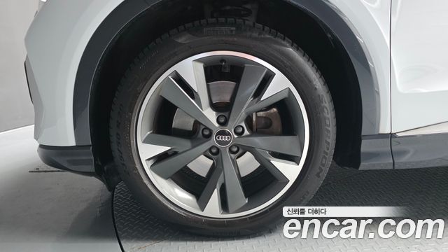Audi Q4 e-tron из Кореи Encar