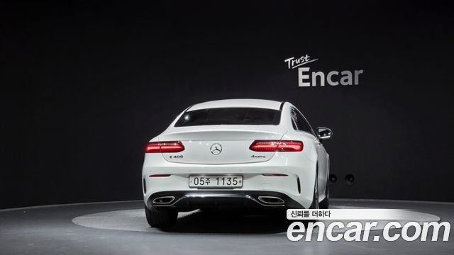 Mercedes-Benz E-Class из Кореи Encar