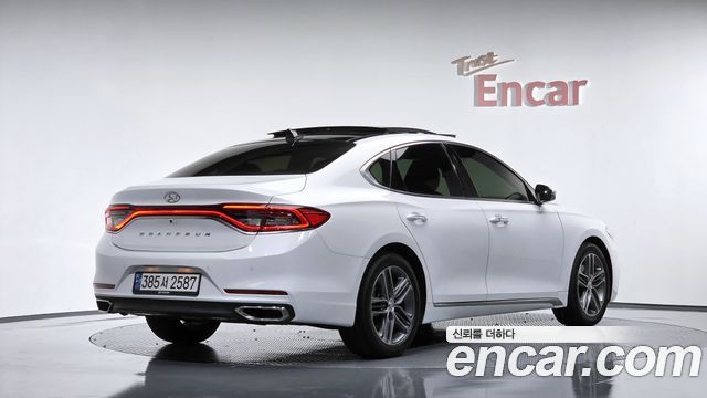 Hyundai Grandeur 2.4 Premium — пробег 105 618 км — фото 2 из 5