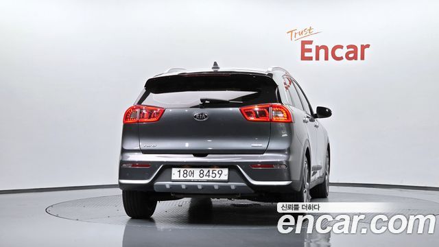 Kia Niro из Кореи Encar