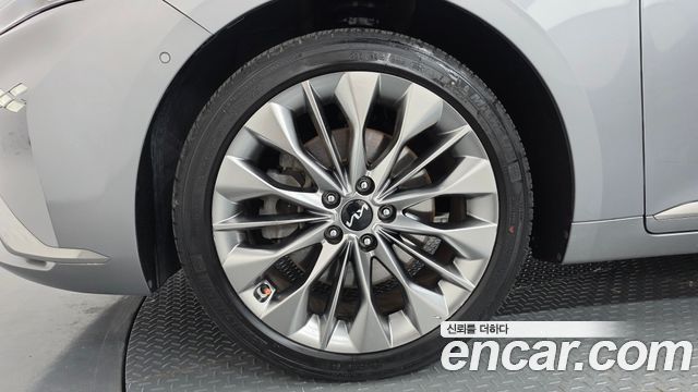 Kia K8 из Кореи Encar