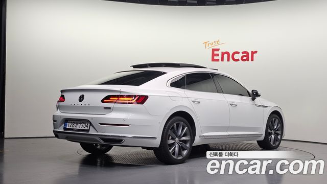 Volkswagen Arteon 2.0 TDI Presige 4Motion — пробег 80 116 км — фото 2 из 5