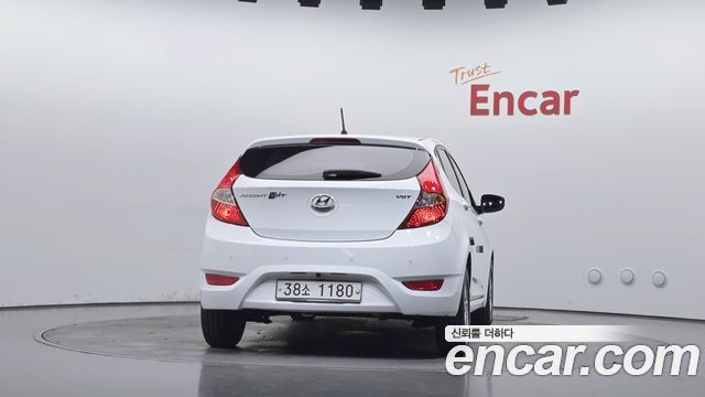 Hyundai Accent Diesel WIT 1.6 VGT Modern — пробег 217 133 км — фото 4 из 5