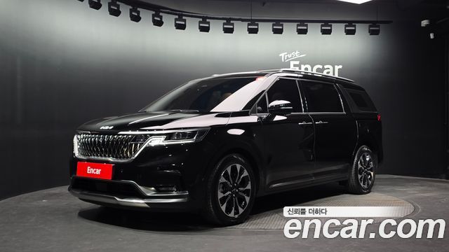 Kia Carnival Diesel 9-Seater Signature — пробег 36 364 км — фото 1 из 5