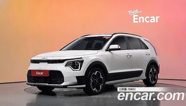 Kia Niro Air — пробег 182 365 км — фото 1 из 5