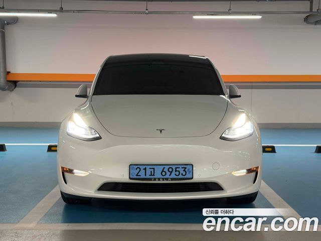 Tesla Model Y Long Range AWD — пробег 102 400 км — фото 1 из 5
