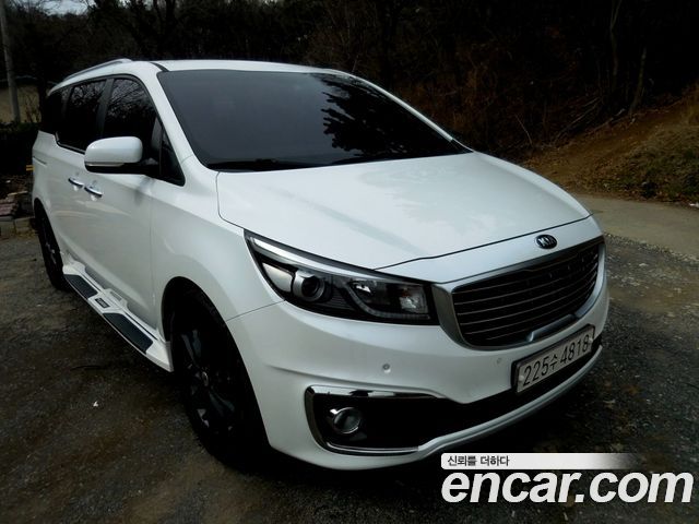 Kia Carnival 9-seater Prestige — пробег 180 952 км — фото 4 из 5