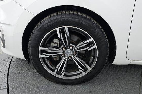Kia Carnival 7-seater Limousine VIP — пробег 149 772 км — фото 5 из 5