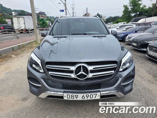 Mercedes-Benz GLE-Class GLE350 d 4MATIC — пробег 98 556 км — фото 1 из 5