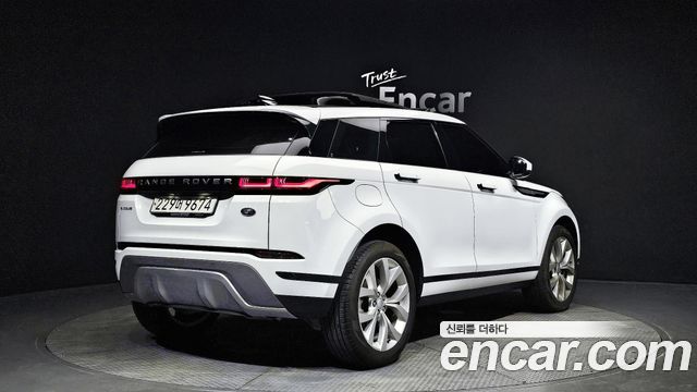 Land Rover Range Rover Evoque P250 SE — пробег 27 842 км — фото 2 из 5