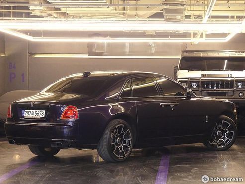 Rolls-Royce Ghost 6.6 V12 Black badge — пробег 20 188 км — фото 3 из 5