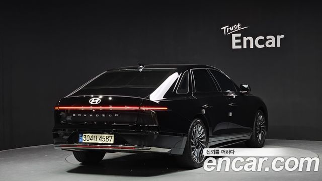 Hyundai Grandeur 2,5 Gasoline 2WD Calligraphy — пробег 40 382 км — фото 2 из 5