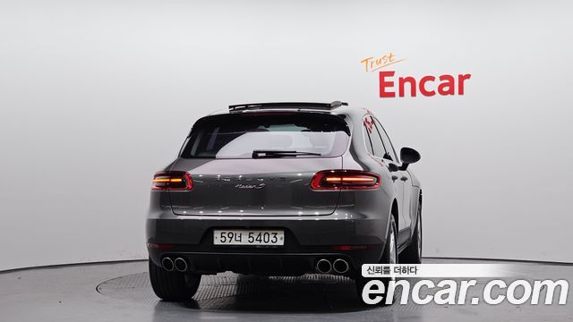 Porsche Macan из Кореи Encar