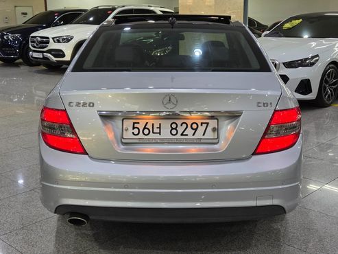 Mercedes-Benz C-Class C220 CDI BlueEFFICIENCY — пробег 214 458 км — фото 4 из 5