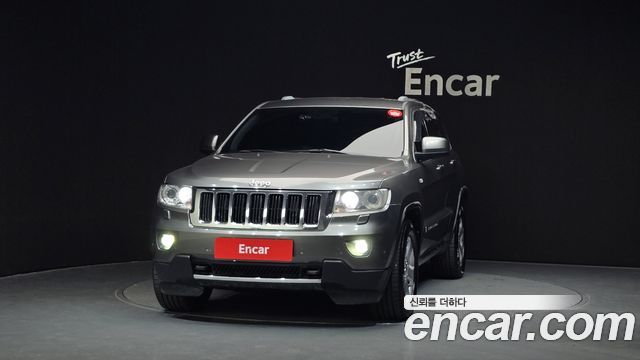 Jeep Cherokee 3.0 Diesel Laredo WK2 — пробег 303 029 км — фото 3 из 5