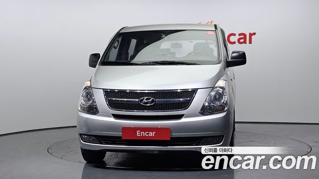 Hyundai Starex 12-Seater Wagon CVX Luxury — пробег 142 537 км — фото 3 из 5
