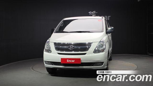Hyundai Starex 12-Seater LPi Wagon CVX Luxury — пробег 159 905 км — фото 3 из 5