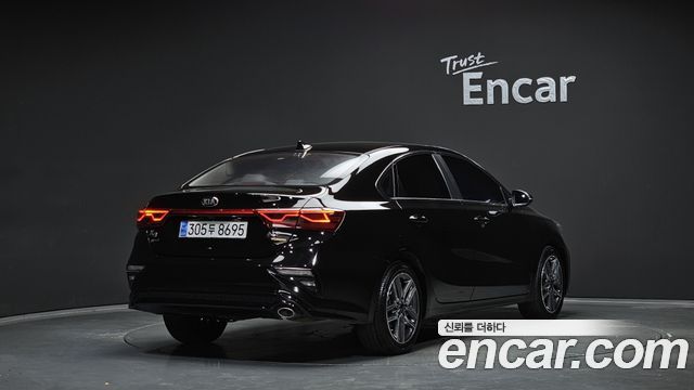 Kia K3 из Кореи Encar