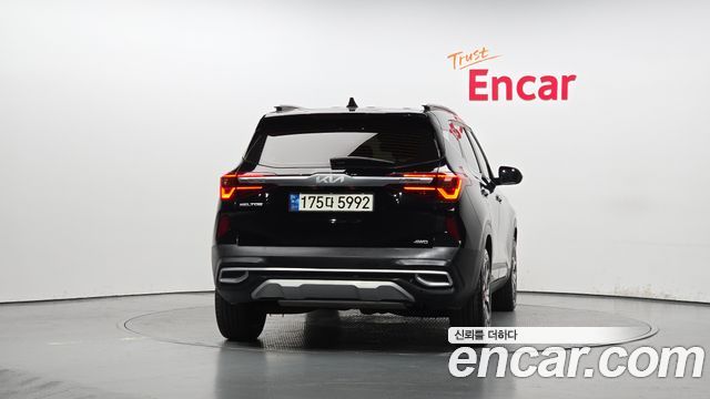 Kia Seltos из Кореи Encar