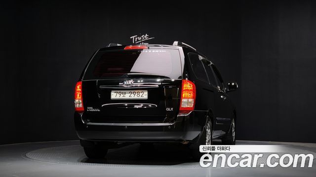Kia Carnival из Кореи Encar
