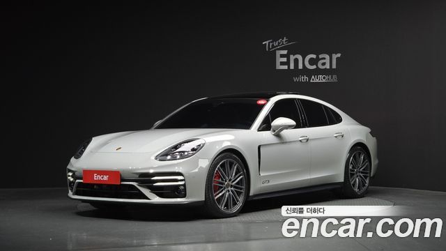 Porsche Panamera 4.0 GTS — пробег 8 598 км — фото 1 из 5