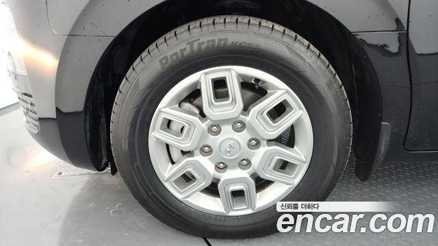 Hyundai Staria из Кореи Encar