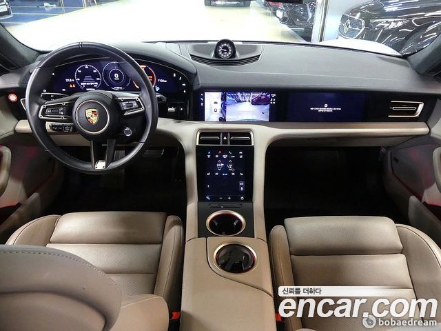 Porsche Taycan Turbo S — пробег 26 245 км — фото 4 из 5