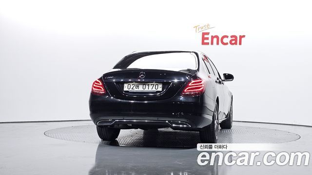 Mercedes-Benz C-Class из Кореи Encar