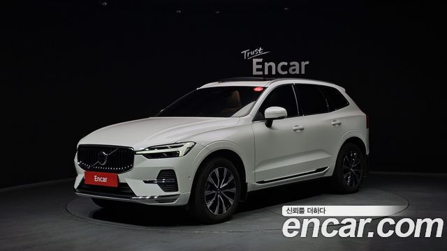 Volvo XC60 B5 Ultimate Bright — пробег 10 249 км — фото 1 из 5