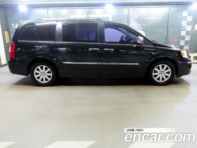 Chrysler Grand Voyager из Кореи Encar