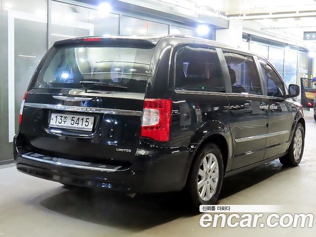 Chrysler Grand Voyager из Кореи Encar