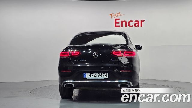 Mercedes-Benz GLC-Class GLC300e 4MATIC Coupe — пробег 57 822 км — фото 4 из 5